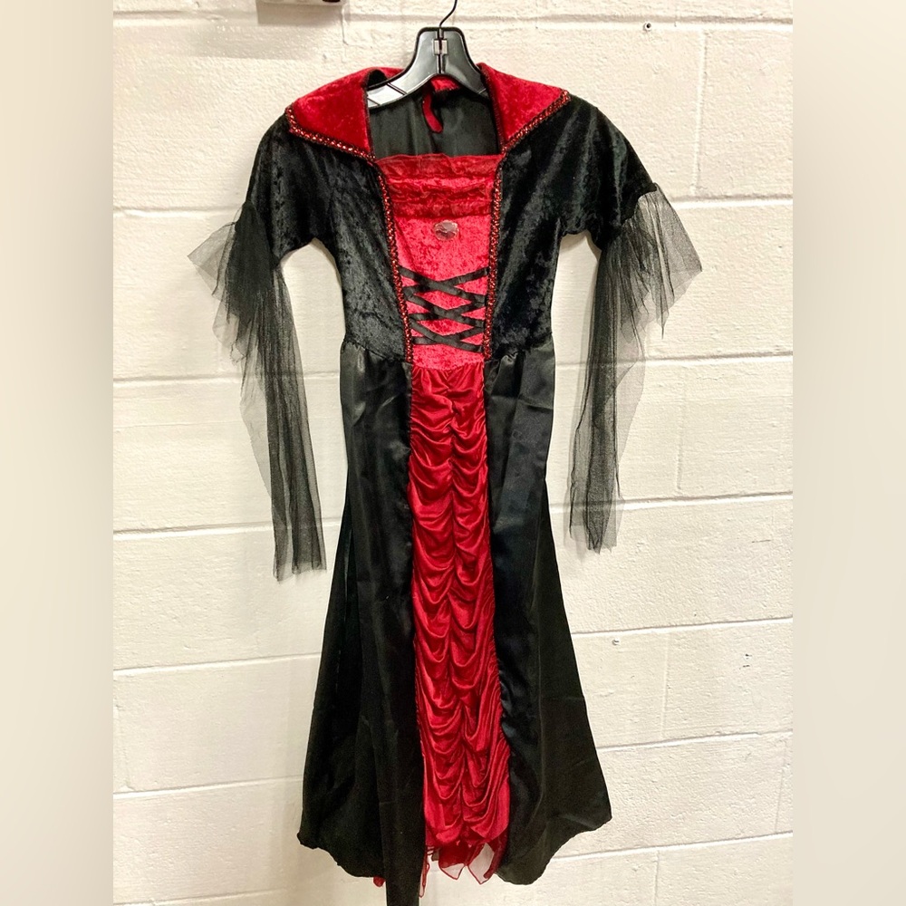 Kids Vampire Costume - Black and Red
